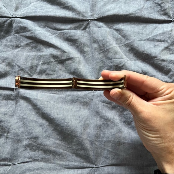 Henri Bendel Enamel Bracelet - Picture 4 of 5